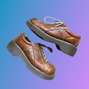 Vintage Dr. Martens Chunky Floral Platform Daisy Oxfords